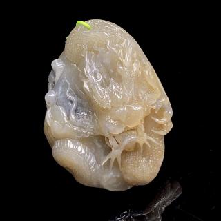 h328和田玉龙牌挂件