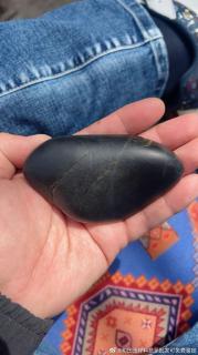 新疆和田玉特色青花籽料原石