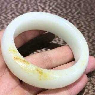 什么是羊脂玉?揭秘和田玉中的顶级存在